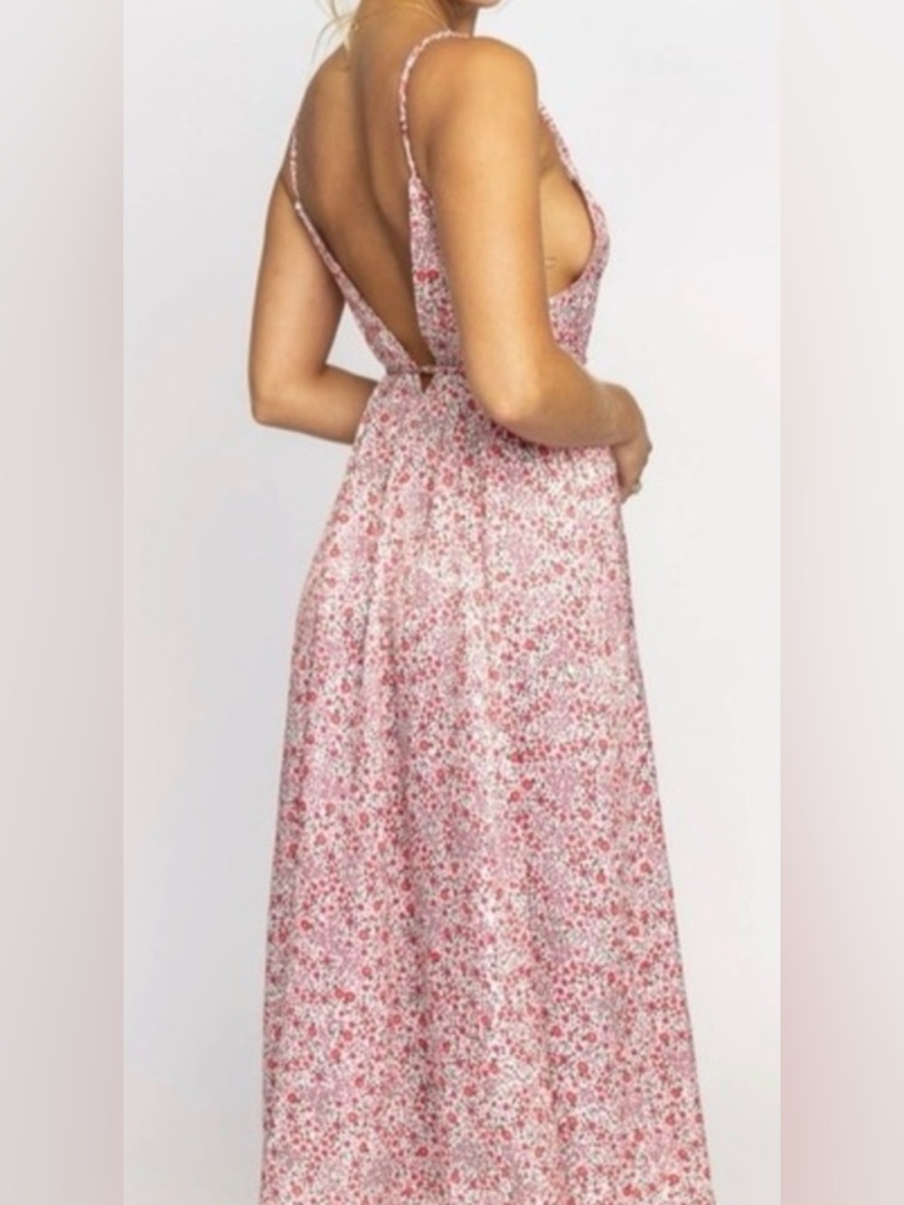 RESA Hannah Pink Floral V-Neck Midi Dress with Spaghetti Straps